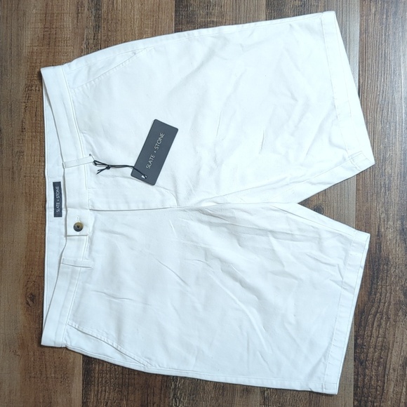 NWT Slate & Stone Tab Closure Shorts size 36x10" in Brilliant White - Picture 1 of 7